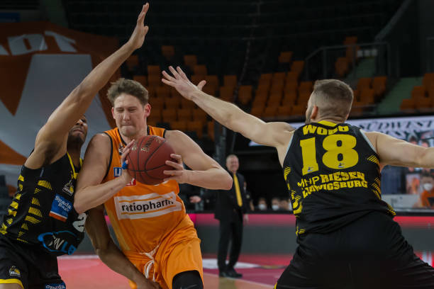 引发公众关 引发公众关