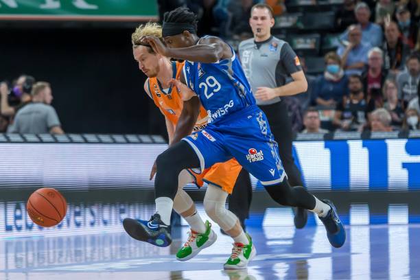 在足球比赛 在足球比赛